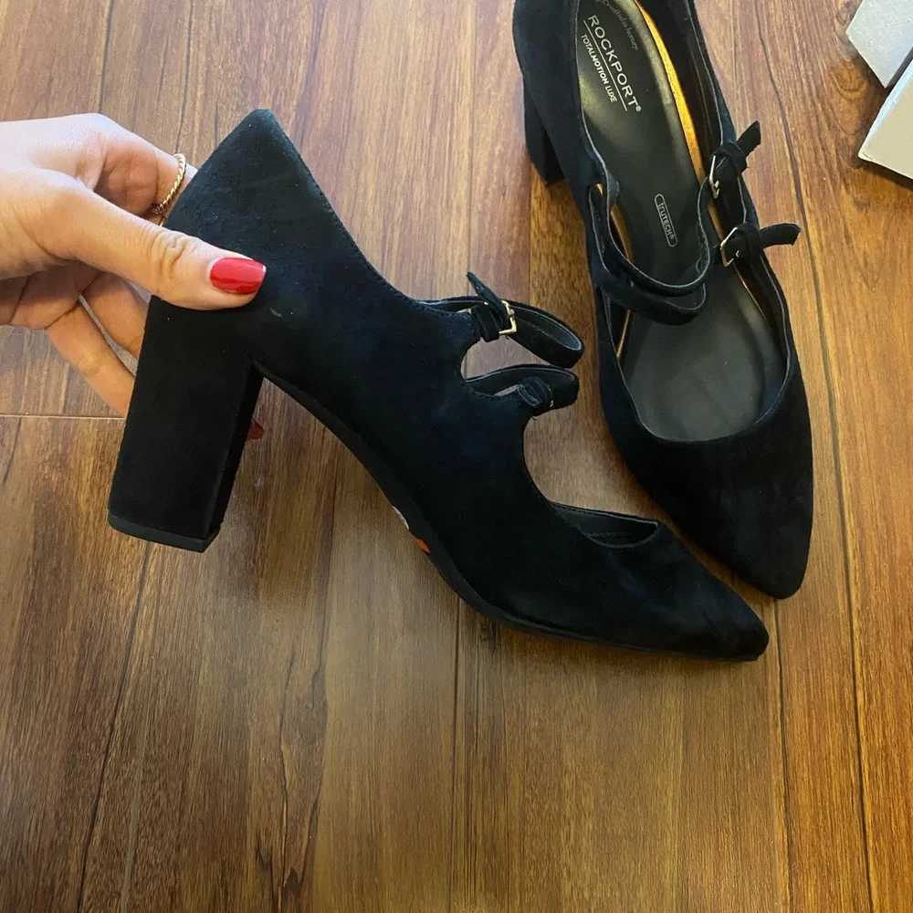 Small heeled bootie - Picture 2 of 3